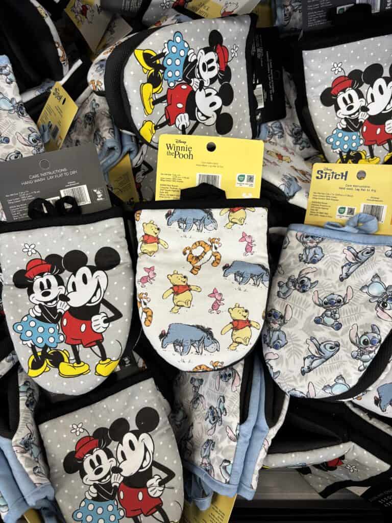 Disney Mickey and Minnie Mouse accessories with various patterns and designs.