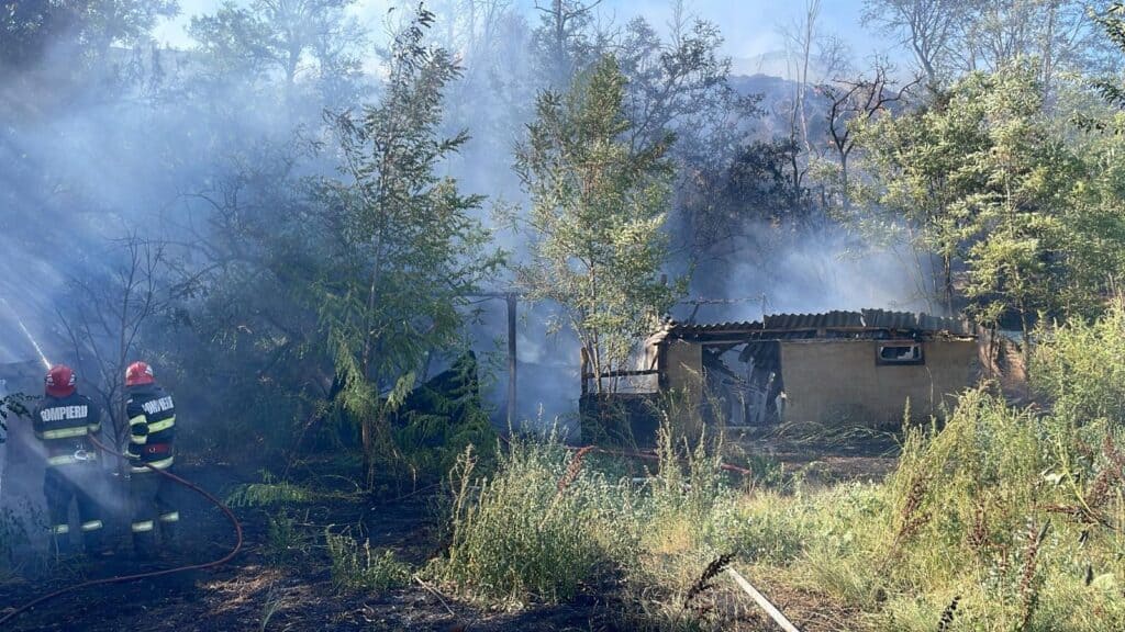 Incendiu mahmudia00003