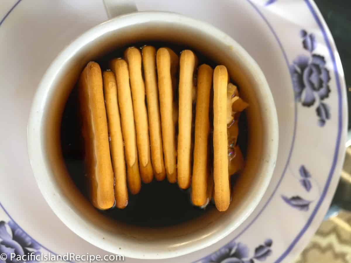 Soggy Biscuit or Bisikete Toni Recipe