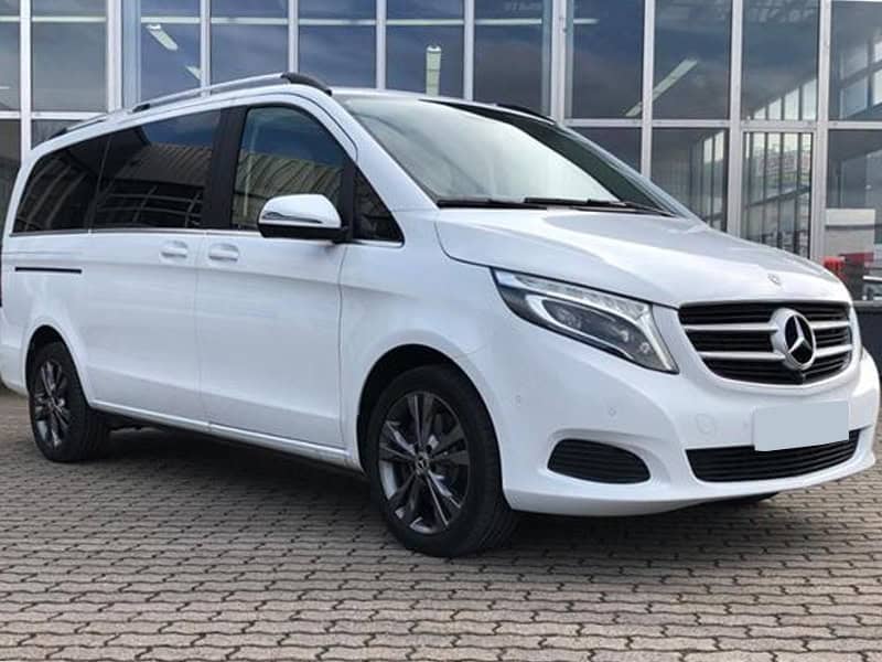 Whether your group is looking to visit thermal spas, Danube-tour, or any destination in between, we have the equipment and personnel to provide a memorable experience.