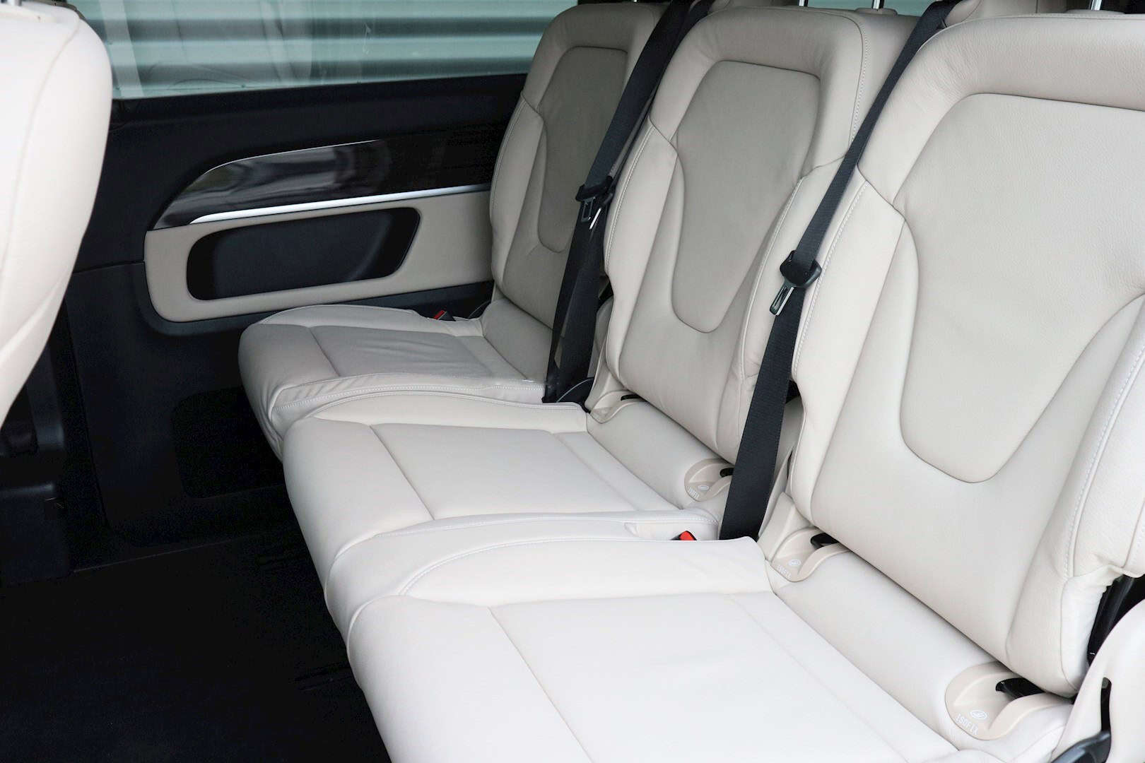 COVID Hungary – Private Budapest Airport Transfer