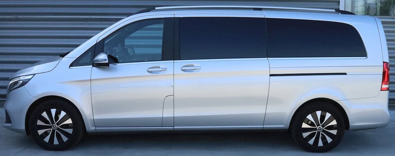 We are pleased to inform you that we will continue to offer our private passenger transport services in Budapest, Hungary.