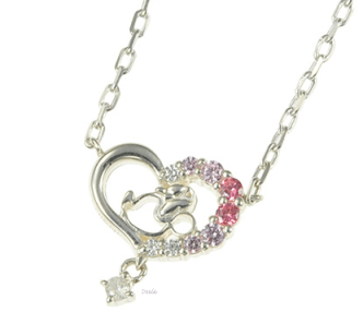 thekissnecklace
