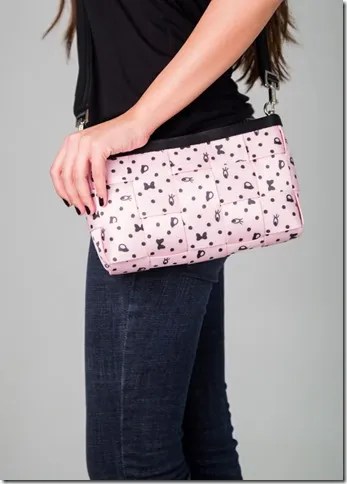 blushing_minnie_convertible_clutch_lifestyle__07200.1421784997.500.659