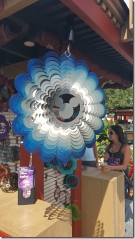 disney eycatcher wind spinner