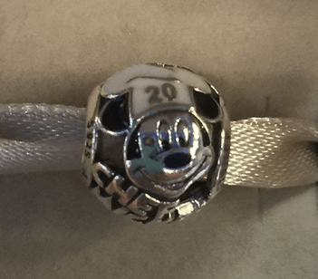 2015-09-25 09_44_58-Food and Wine Festival 2015 PANDORA Charm - Chef Mickey 20 – Mouse to Your House