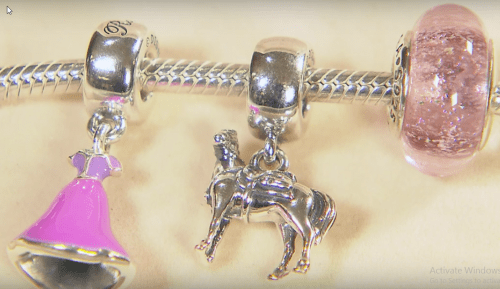 2016-03-17 11_03_01-Disney Parks Blog Unboxed – New PANDORA Jewelry at Disney Parks in Spring 2016 _