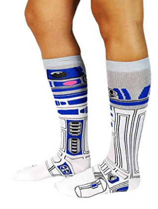2016-10-15-02_43_26-amazon-com_-disney-star-wars-womens-knee-high-socks-2-pair-pack-os-9-11-white_bl