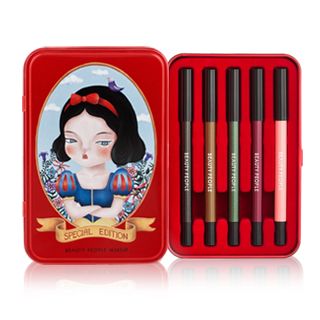 Waterproof gel eyeliner