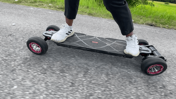 Meepo Hurricane Riding shots
