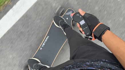 Riding Photo of Veymax Roadster X4