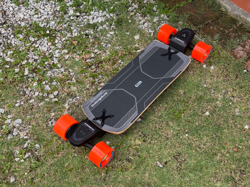 Photo of Meep Ampboard deck