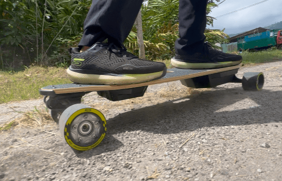 Riding photo of Meepo V3 Max