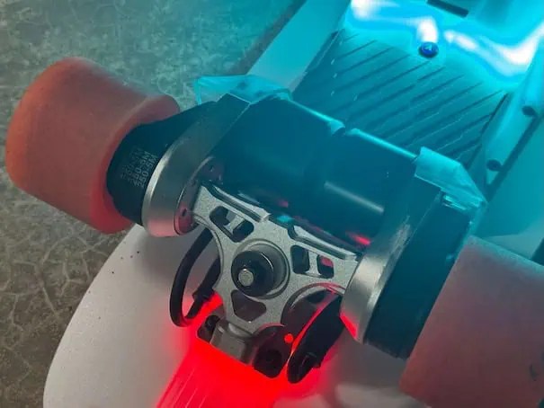 Acedeck Stella Blizzard with brake lights on