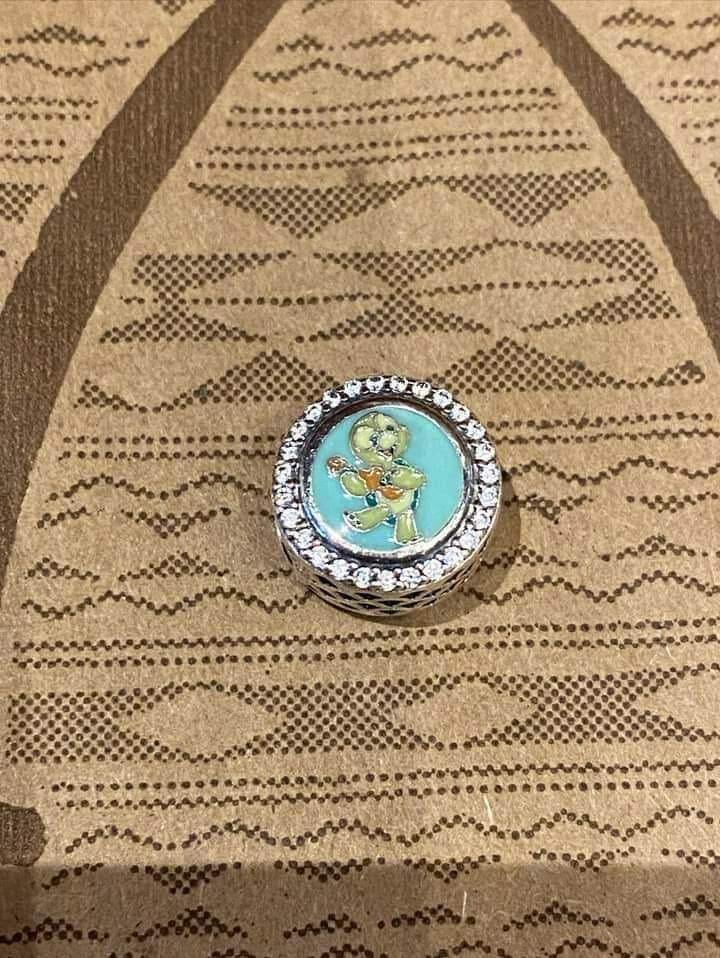 Disney Aulani Pandora Charms