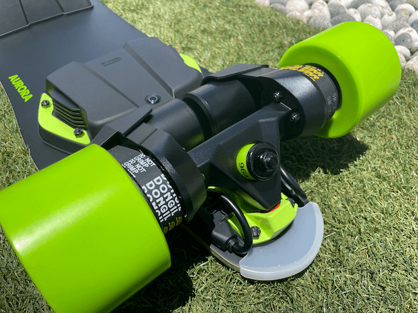 Close up photo of Meepo Aurora belt motors and trucks
