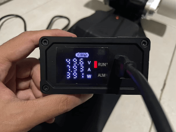 Photo of Meepo Voyager X Limited battery charger