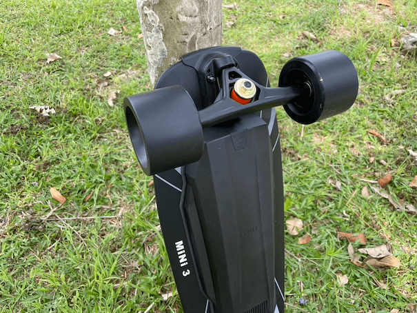 Tynee Mini 3 front trucks