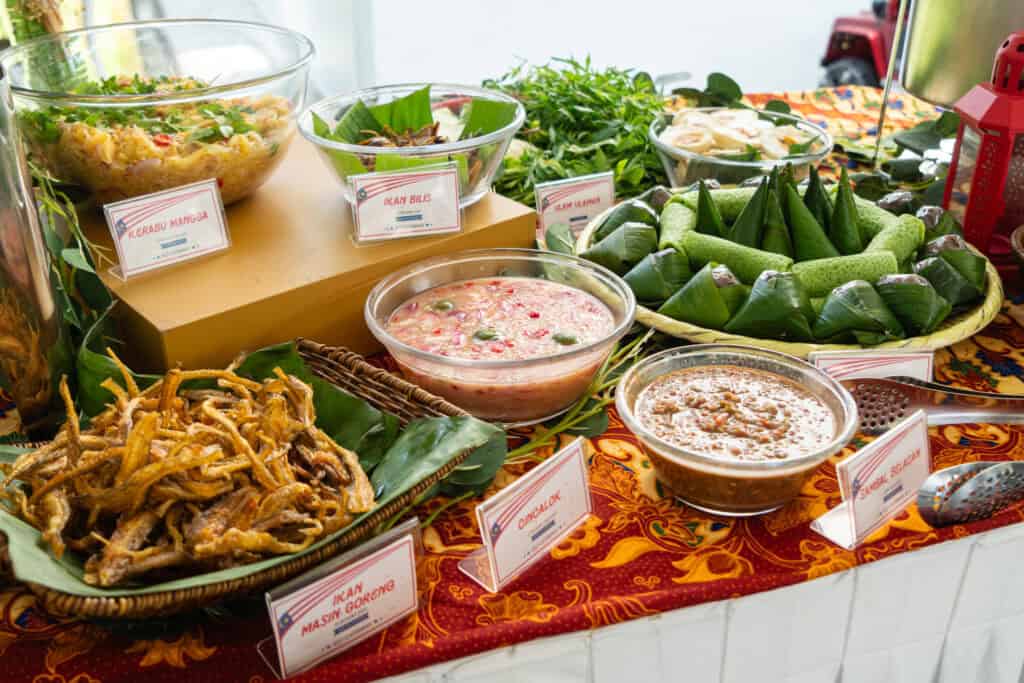 Malaysian Classic Food Catering - Cincalok, Sambal Belacan, Ulam Ulaman, Ikan Bilis, Ikan Masin Goreng, Kerabu Mangga, Kuih Gulung