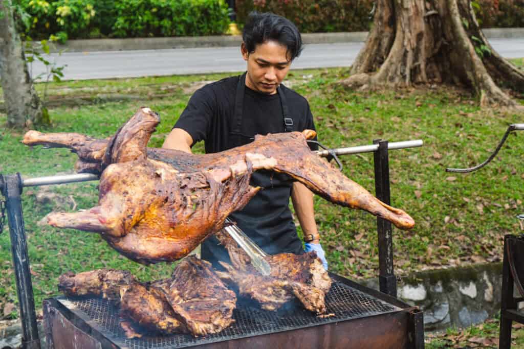idocatering's ramadan catering live station - Lamb Split Carving Station