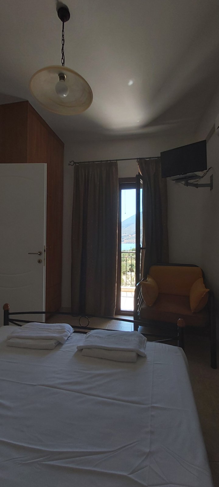 Double ( skoutari.com )