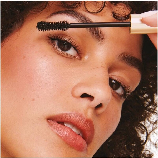 Beyond Lash Voluminising Mascara - Black Ink - Image 2