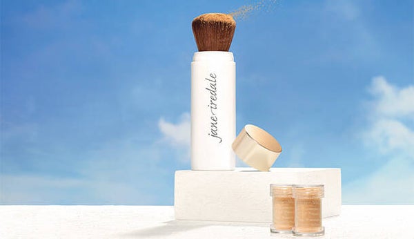 Powder-Me SPF30 DRY SUNSCREEN - Image 3
