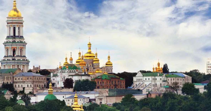 Discover our relocation guide to Ukraine with up-to-date tips on living, renting, and navigating the local healthcare system in 2025.