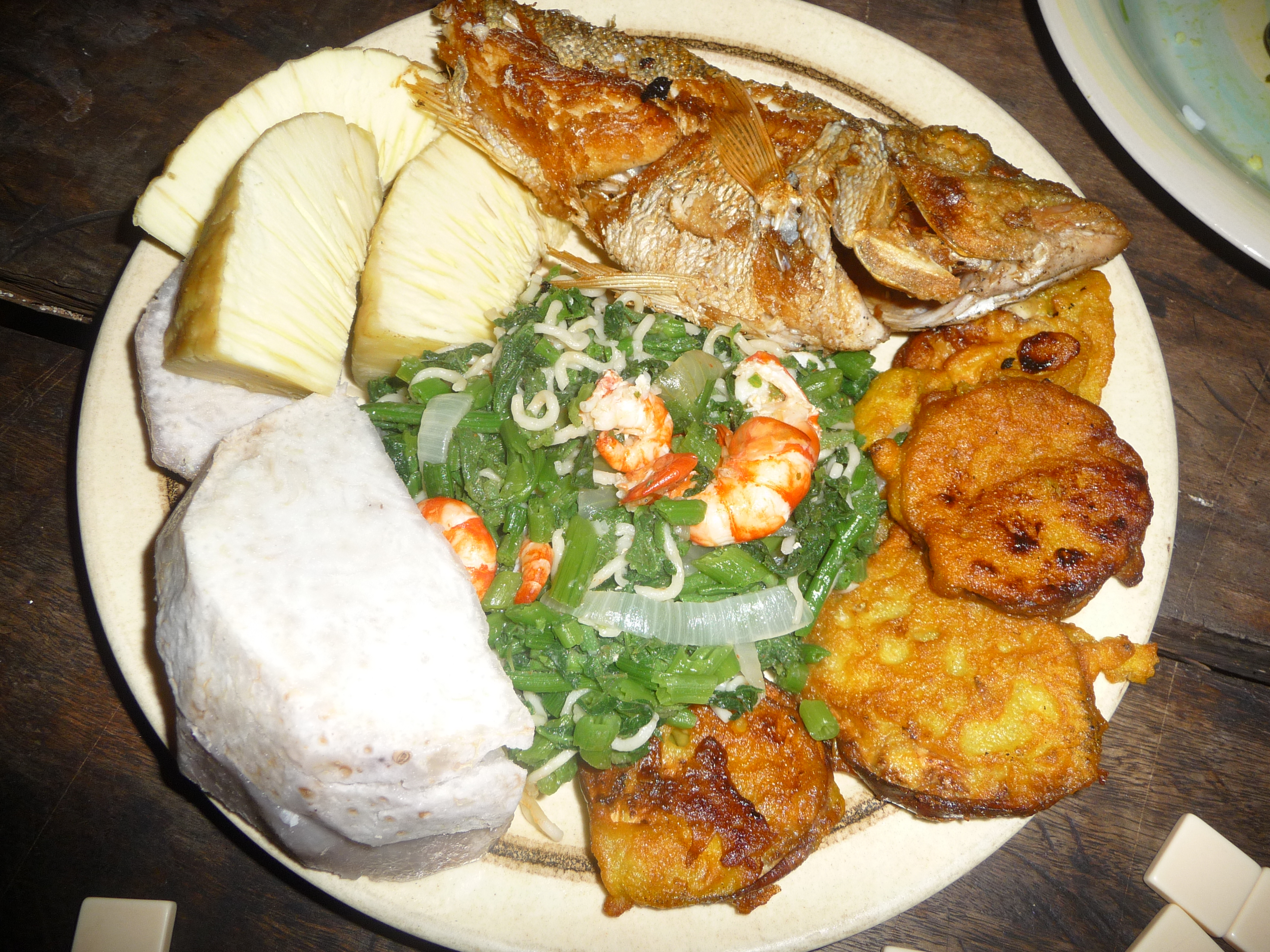 Traditional Fijian food. Island Spirit Fiji.