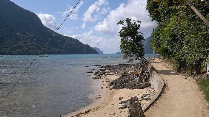 El-nido-island-hopping-philippines-080220152350