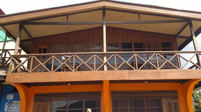 El-nido-island-hopping-philippines-080220152354