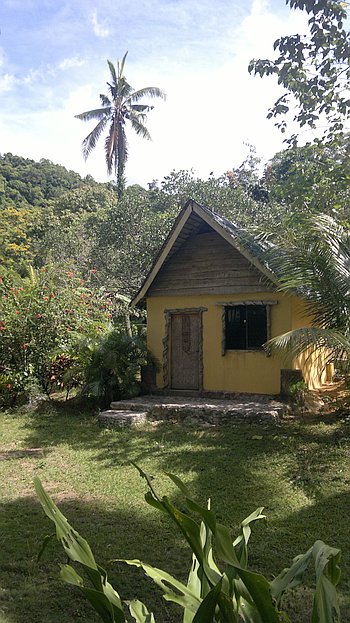 El-nido-island-hopping-philippines-180120152218