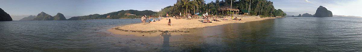 El-nido-island-hopping-philippines-20150131-171128