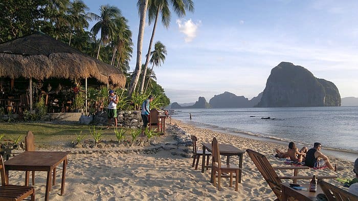 El-nido-island-hopping-philippines-310120152252