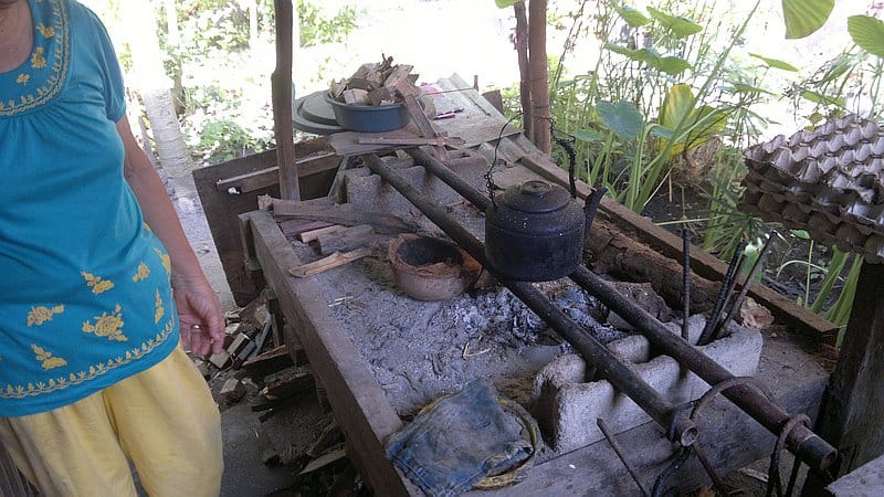 island-hopping-in-the-philippines-boat-launch-160120152176