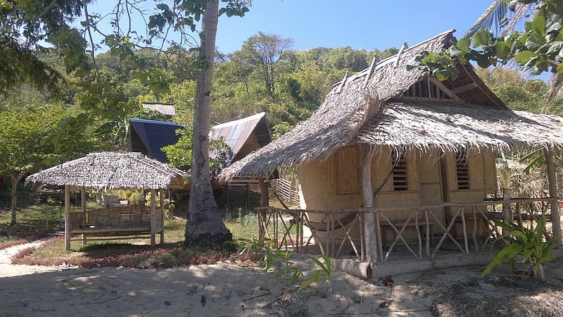 island-hopping-in-the-philippines-boat-launch-180220152439