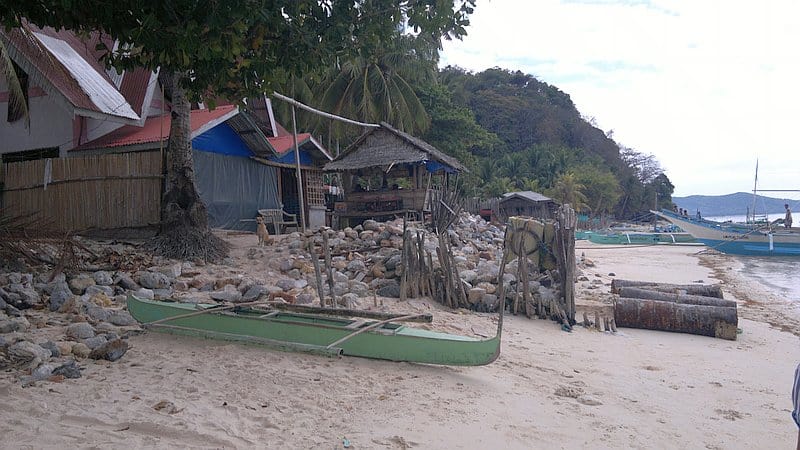 island-hopping-in-the-philippines-island-1-140220152366