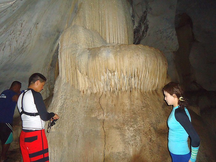 island-hopping-boat-tours-philippines-palawan-thomas-DSC02697