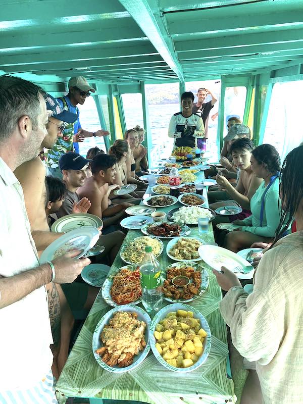 Theresa boat Kierlou 1 c