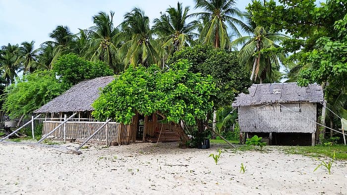 rent-big-hut-home-20170703_162658