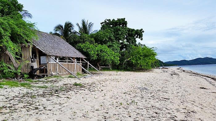 rent-big-hut-home-20170703_162813