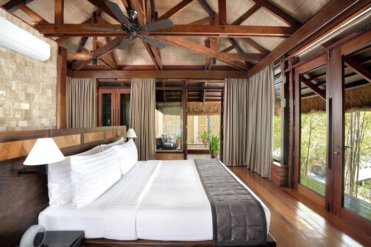 Casita hotel room as part of island hopping boat tour with Erika