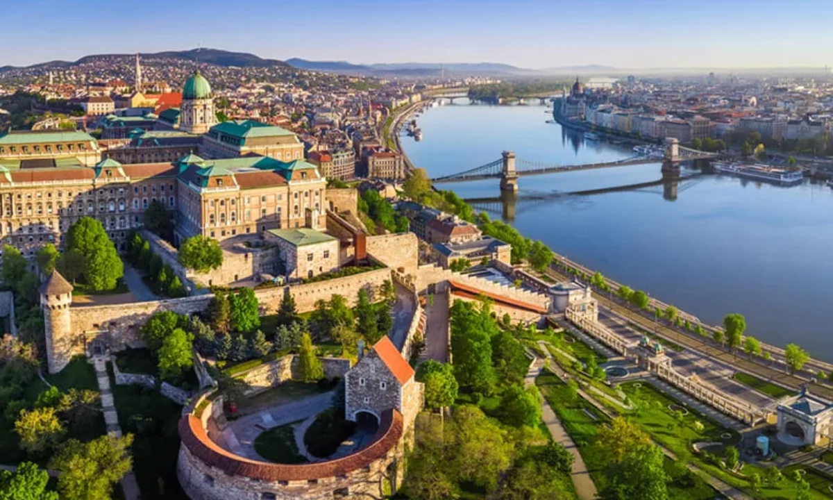 The beautiful towns and cities to visit in Hungary 1200x720