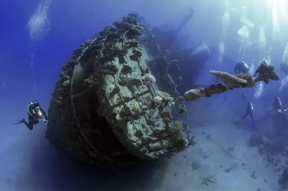 CORON SHipwreck 1684875640