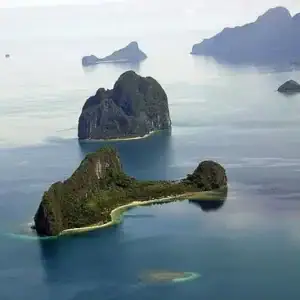 Breathtaking islands in the Philippines ideal for island hopping adventures.