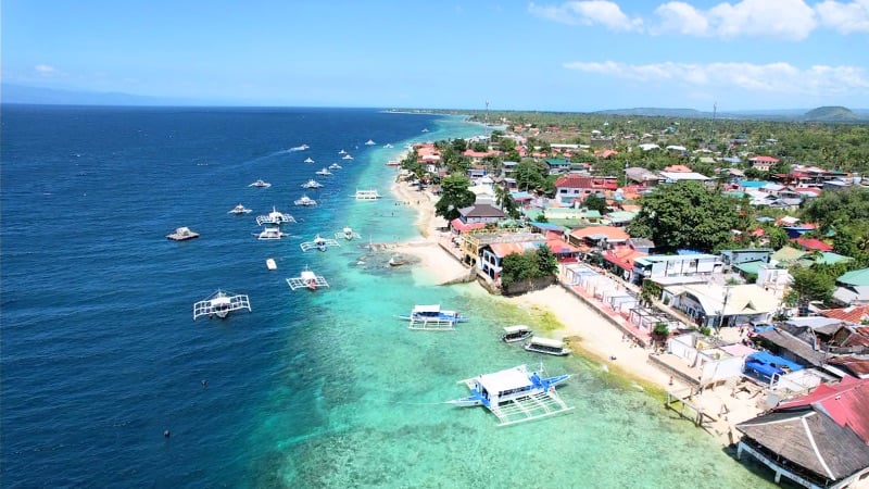 Moalboal coastline areal turquoise waters