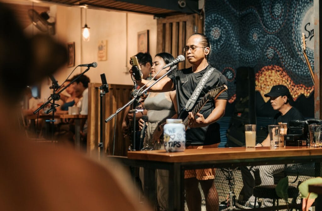 smooth grooves smooth cafe moalboal smooth grooves smooth cafe moalboal