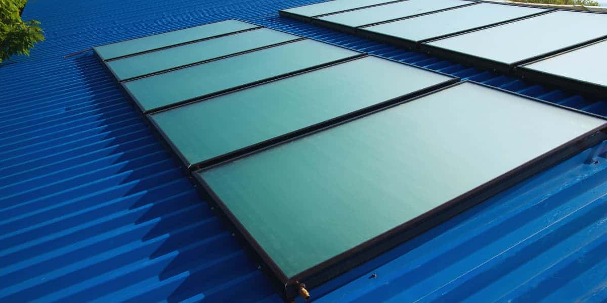 Поддръжка на соларна система за топла вода