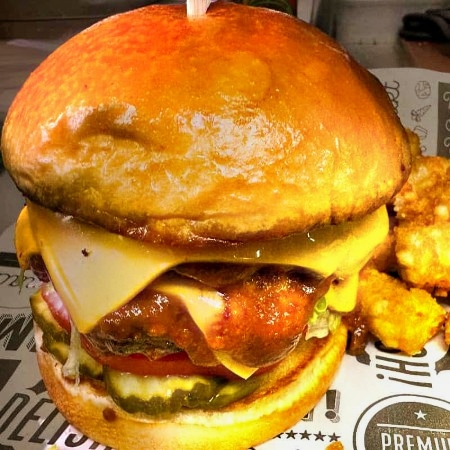 Chili Cheese Smash Burger