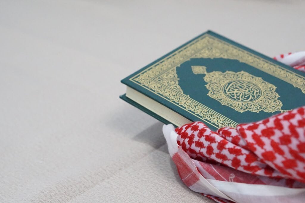 malaikat dalam al-quran dan hadis